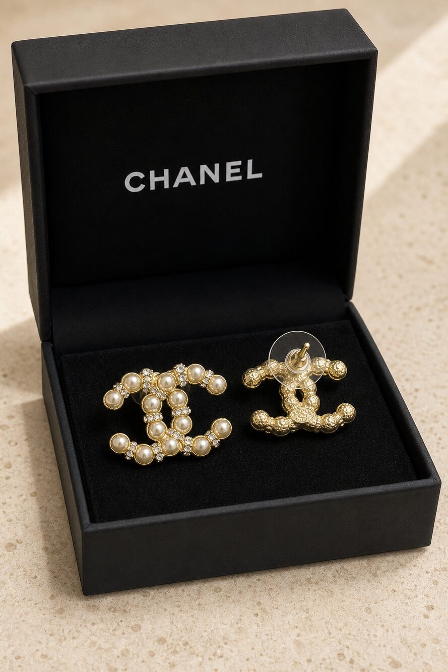 CHANEL Classic Parisian Earrings Style 23 | New with Box - Picture 5 of 9